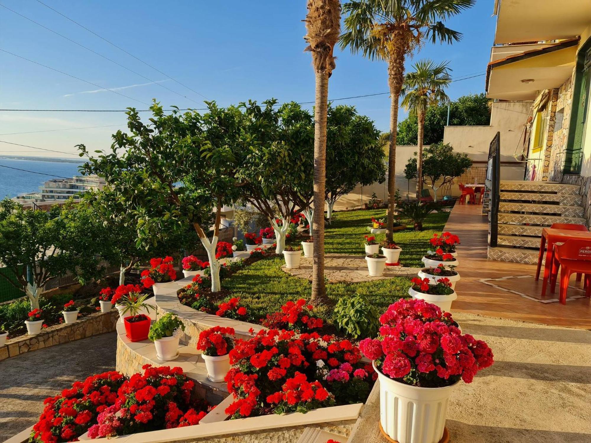 Villa Meminaj Vlore Exterior photo
