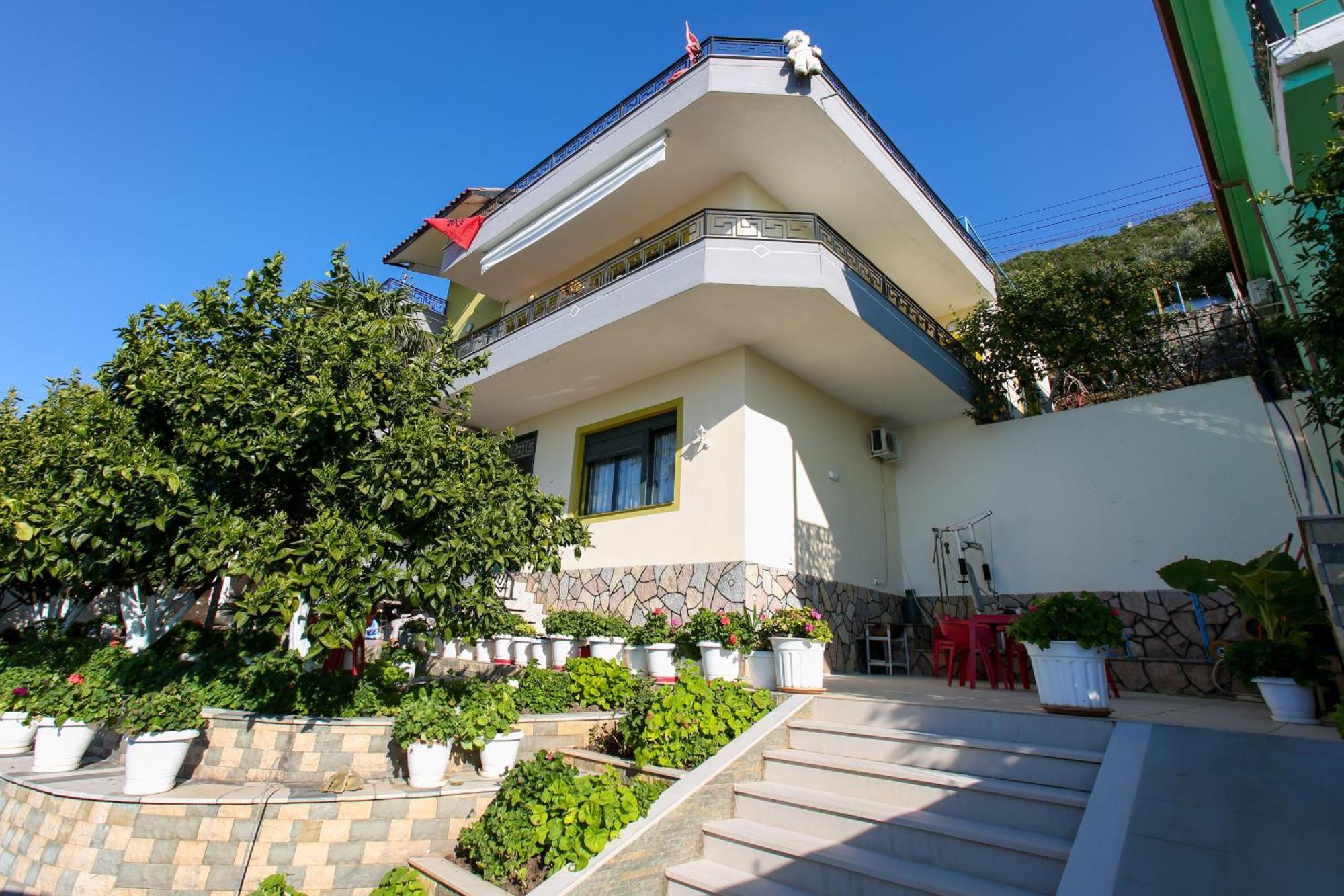 Villa Meminaj Vlore Exterior photo